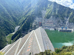 四川兩河口水電站引水發電系統1號-3號機組段化學灌漿工程